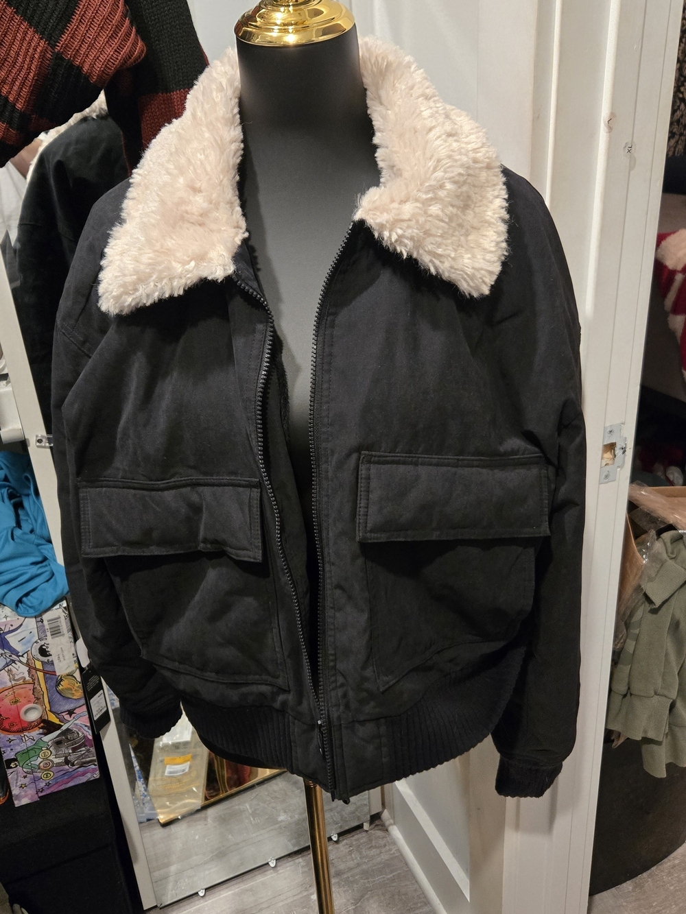 Hollister Black Bomber Jacket with Cream Sherpa Fur Collar